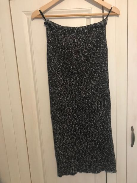 Úpletový kostým, sukňa pulover, 42