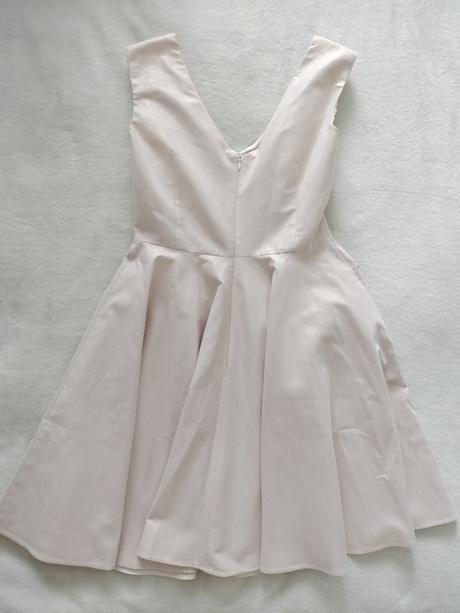 Spoločenské šaty, m