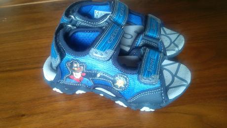 Kovbojske super sandálky, geox,26