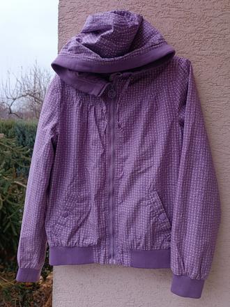 Bunda prechodná, house,m