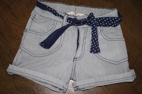 Raz oblecene sortky, h&m,116