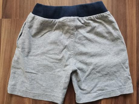 Šortky, lupilu,92