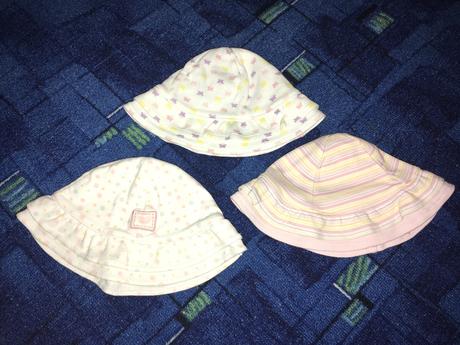 Pekné klobúčiky 2 ks, 50–62