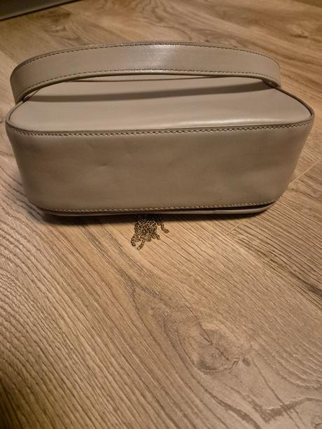 Valentino kabelka elegantná do ruky, valentino