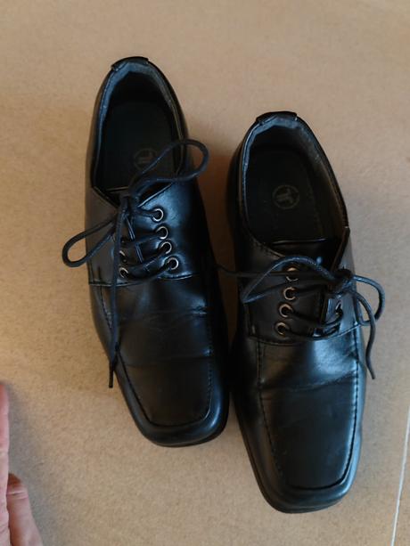 Chlapcenske slavnostne topanky, 34