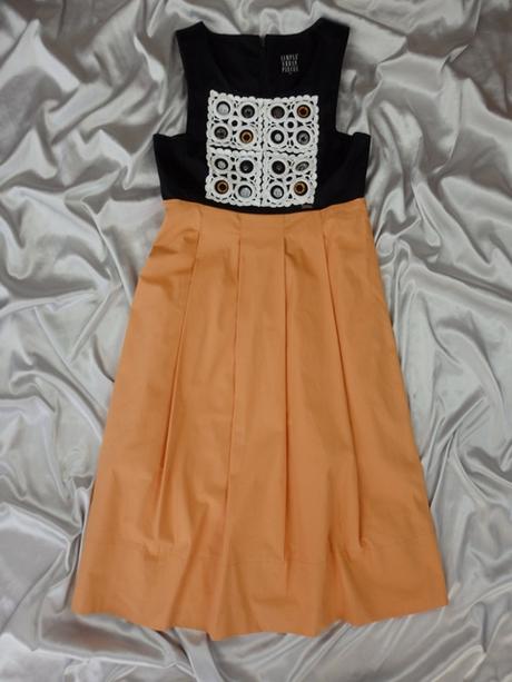 Kvalitné originálne šaty, 34