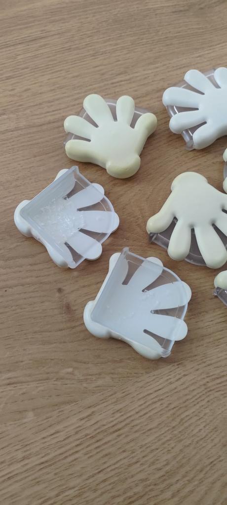 Chranice rohov ikea, ikea