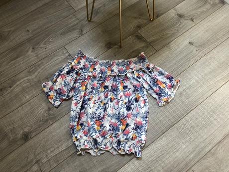 Kvetované tricko cez ramena, reserved,s