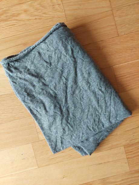 Sivá šatka nekonečná, 