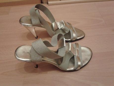 Strieborne sandalky, 37