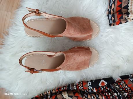 Sandále má platforme, 39