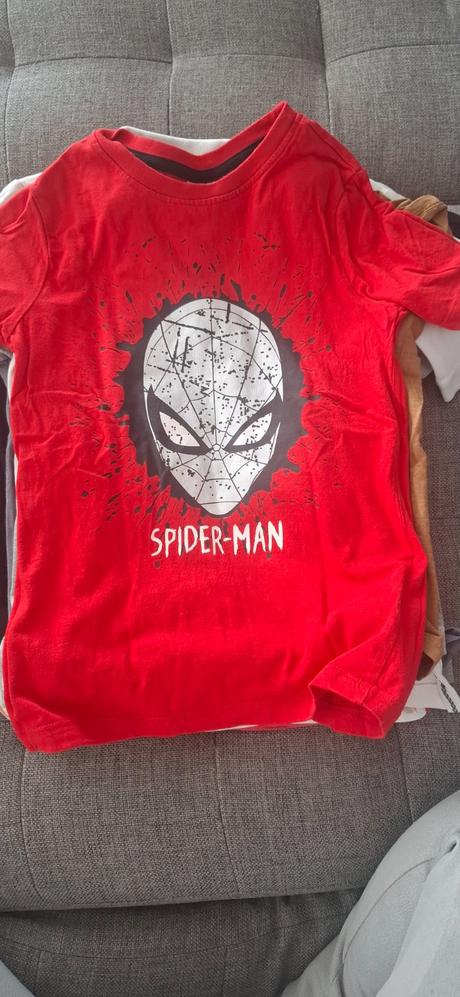 14x tricko, reserved,122