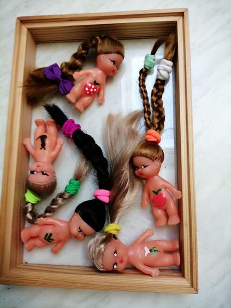 Babiky pre dievčatka v kazete, 