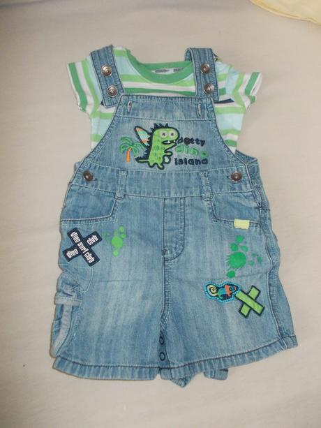 Dinovský komplet, marks & spencer,68