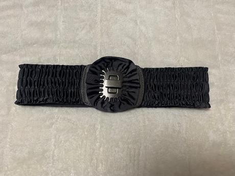 Elastický hrubý antracitový opasok,