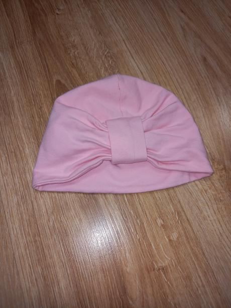 Ružová čiapka, rada,104