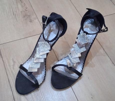 Elegantné dámske sandále, 38