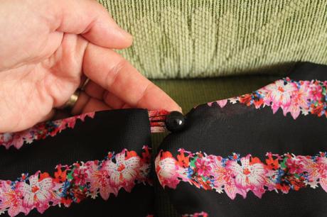 Veselé šatičky, atmosphere,38