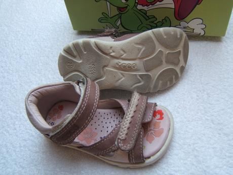 Sandálky, ecco,21