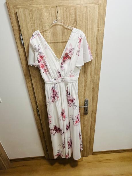 Spoločenské kvetované šaty l/xl, 44