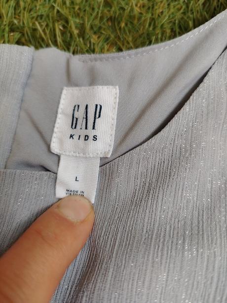Trblietavé šaty, gap,140