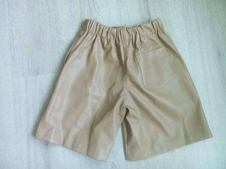 Koženkové šortky, zara,140
