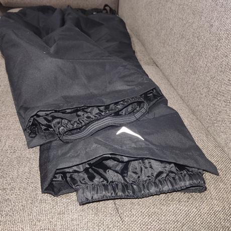 Čierne otepľovačky, crivit,146