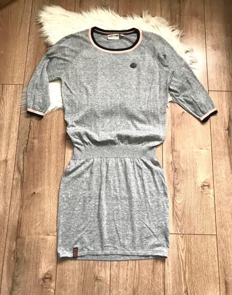 Naketano upletové saty, s