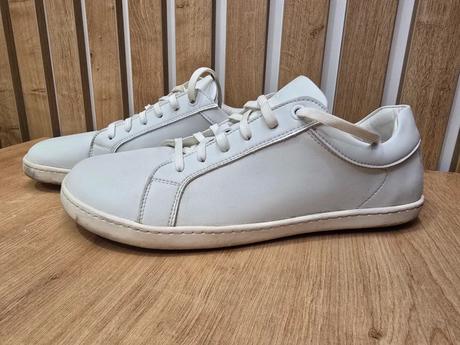 Tenisky shapen barefoot, 42