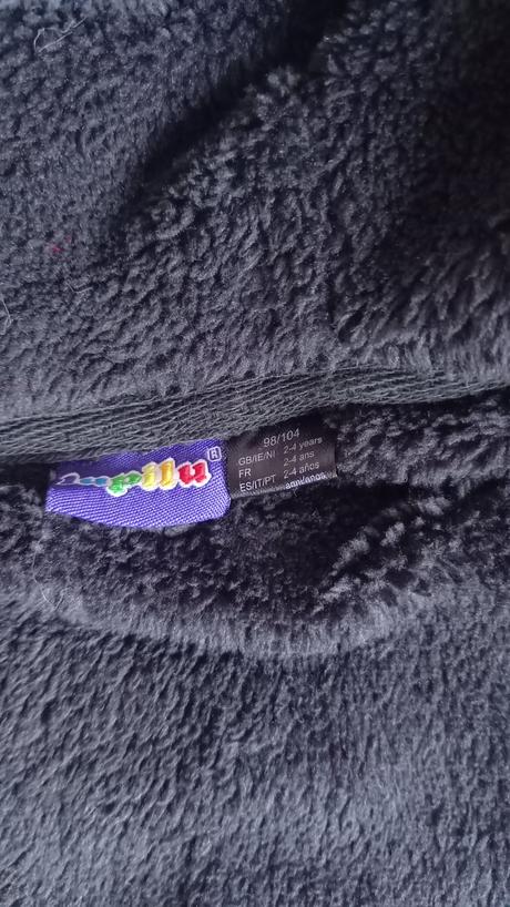 Chlpatkova bundicka, lupilu,98