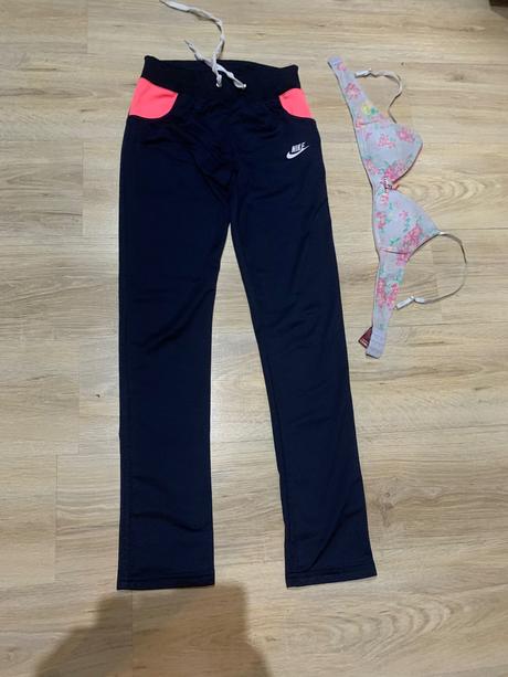 Nike teplaky158 az164, nike,158