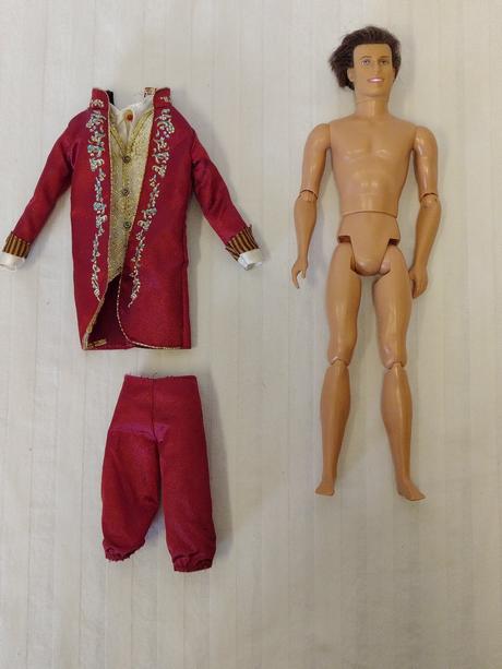 Zber. celokĺbový princ štefan rapunzel 2002 mattel,