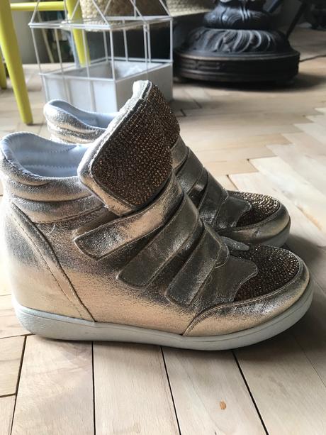 Topanky na klinovom podpätku v.38, 38