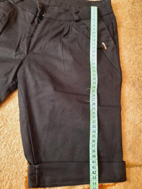 Elegantné kratasy, xs