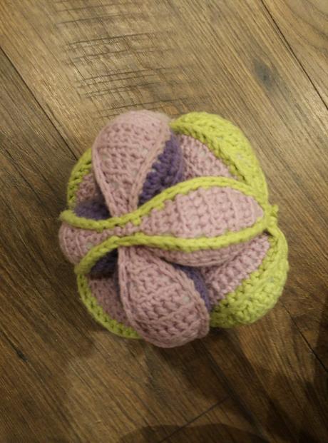 Háčkovaný hlavolam, 