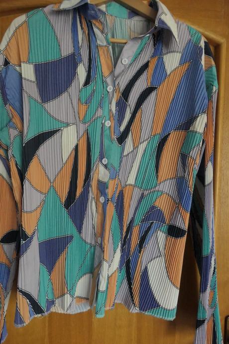 Letny farebny plisovany, pohodlny komplet vel. l, l