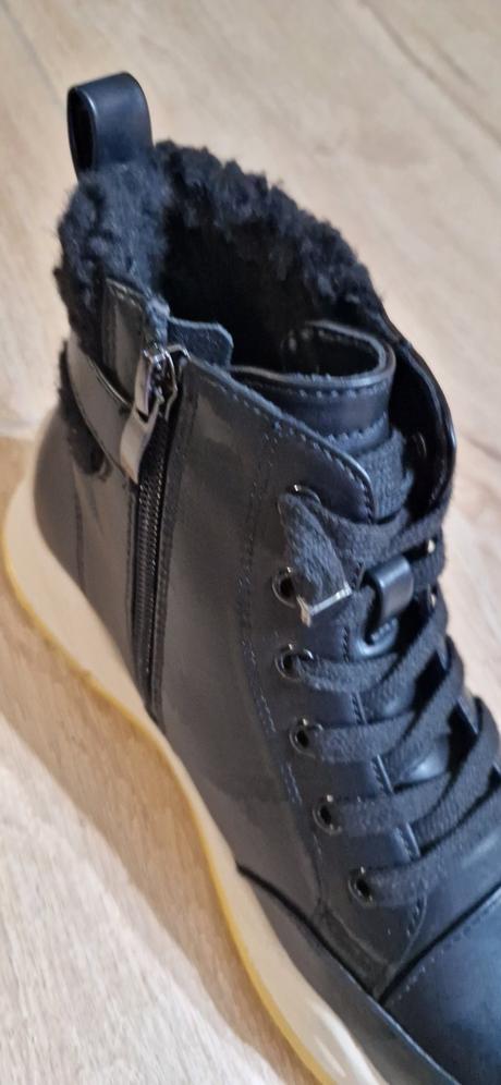 Zateplené dievčenské členkové topánky, baťa,37