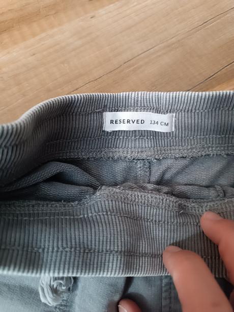 Nohavice, reserved,134