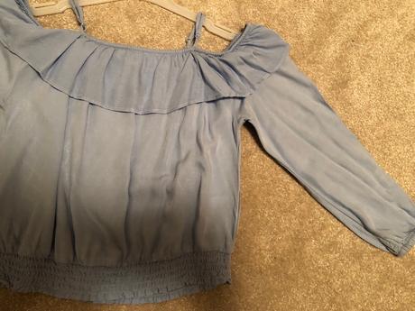 Nádherná blúzka pre paradnicu, h&m,134