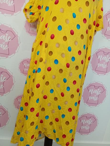 Ľahké bodkované šaty s vreckami, 48