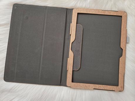 Púzdro na tablet,