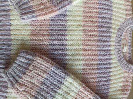 Svetrik, reserved,158