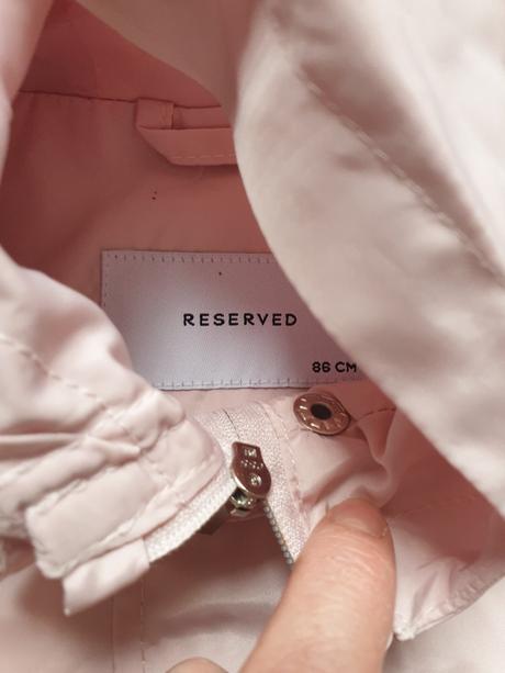Tenká pláštenka, reserved,86