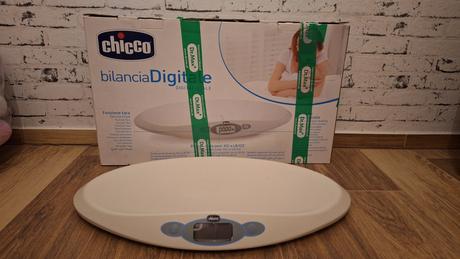 Detská digitálna váha chicco, model 06746, chicco