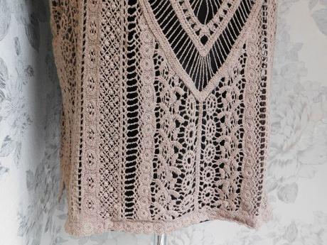 Damsky pekny azurovy pulover, 36