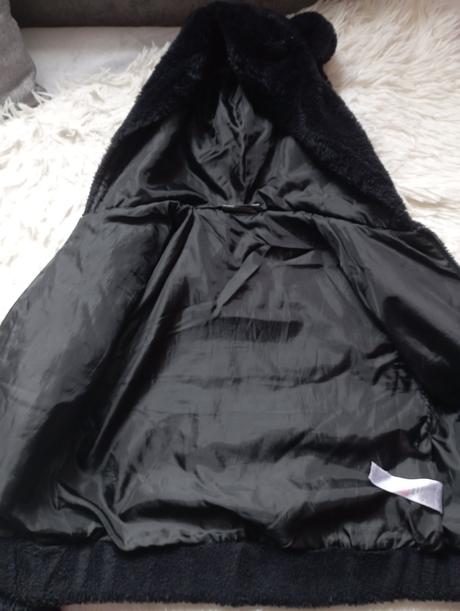 Predám zachovalé bundičku veľ 140, 140