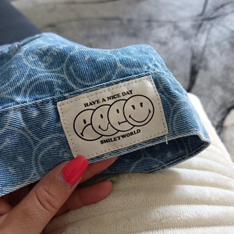 Moderná rifľová bunda smiley, 36