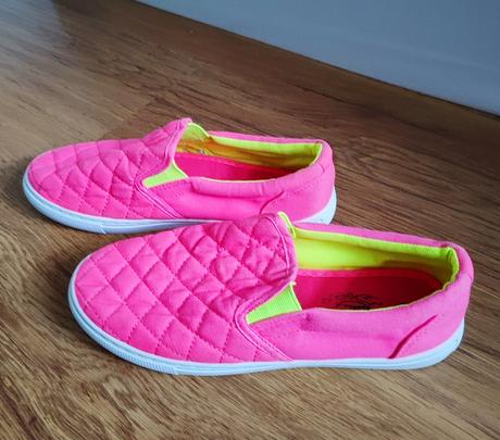 Žiarivé našuchovačky, 38