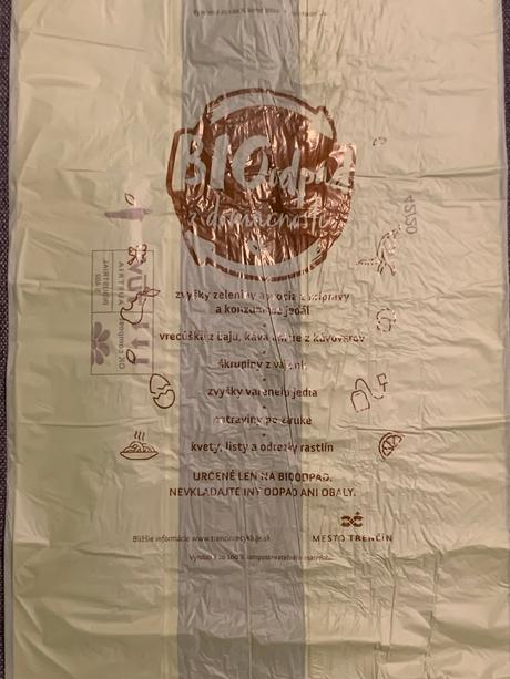 Kompostovateľné vrecká na domáci bioodpad, 