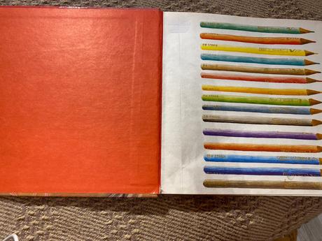 Retro stará kniha hlupáčik s velikánskou jednotkou, 